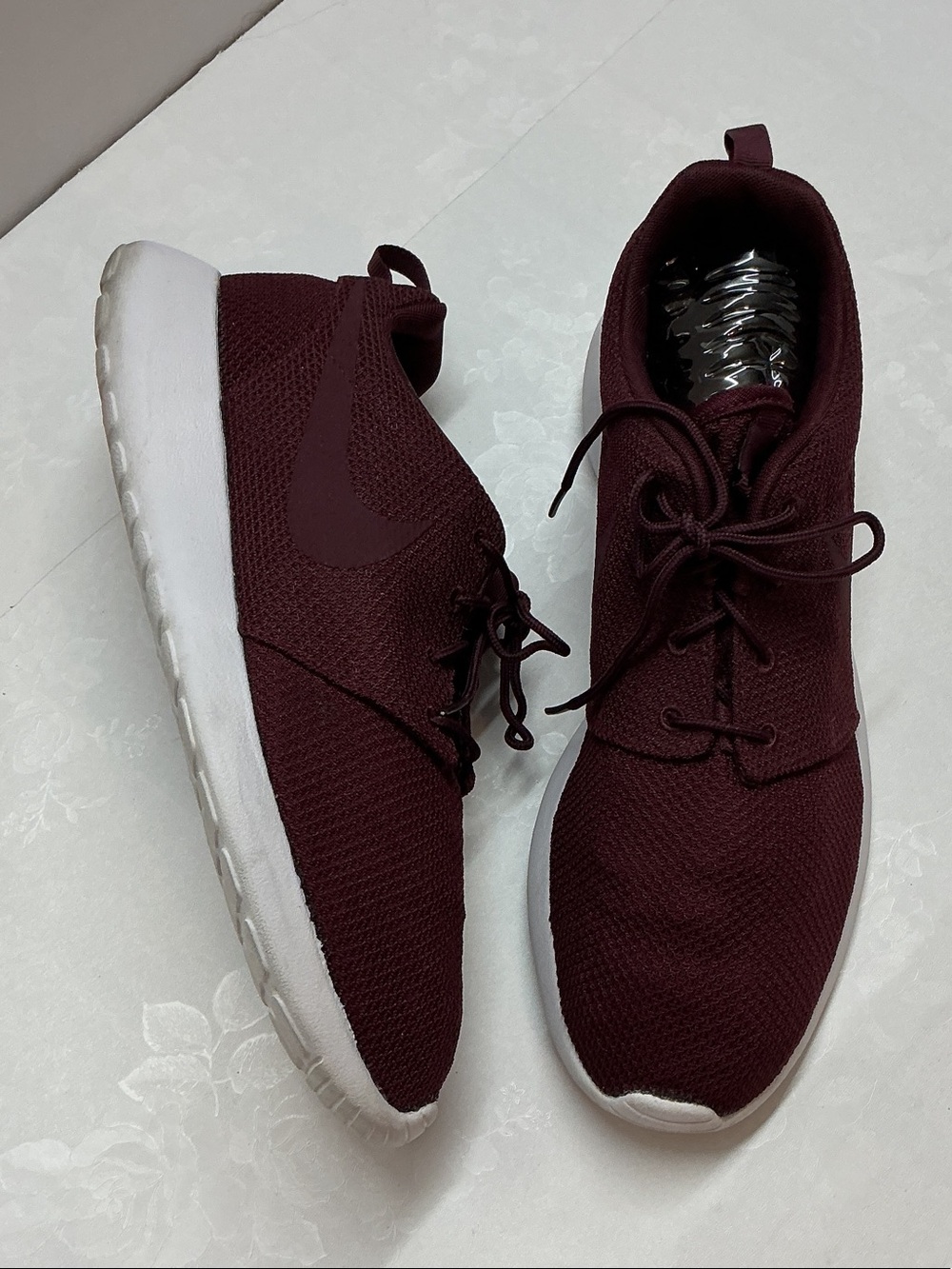 Nike Maroon Knit Sneakers with White Sole